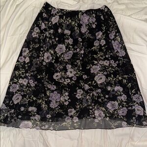 Dressbarn Black and Gray A-Line Midi Skirt